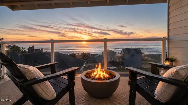 1924 NE 71st, Lincoln City, OR 97367