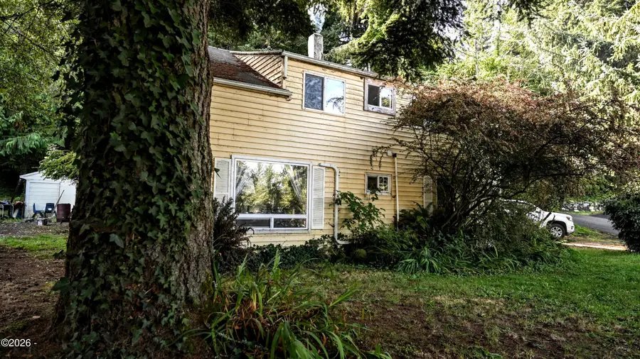 3302 E Alsea, Waldport, OR 97394 - #2