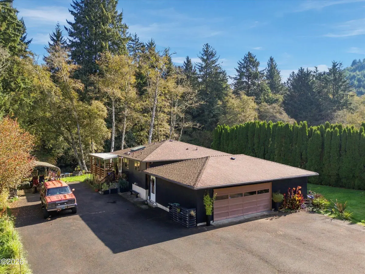 43305 Little Nestucca River, Cloverdale, OR 97112 - #1