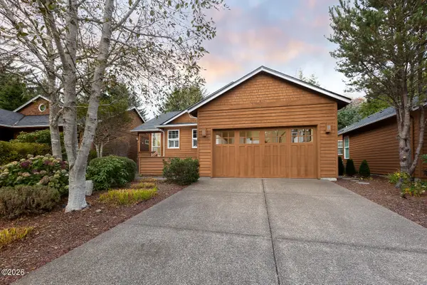 255 SW Shining Mist, Depoe Bay, OR 97341