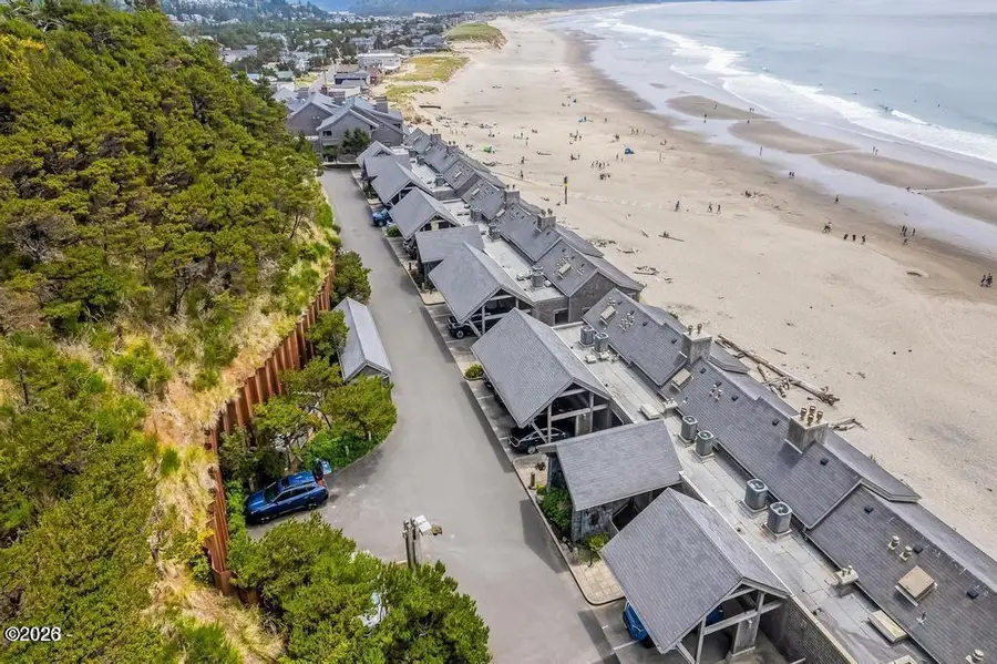 33000 Cape Kiwanda Dr. Unit 13, Pacific City, OR 97135 - #2