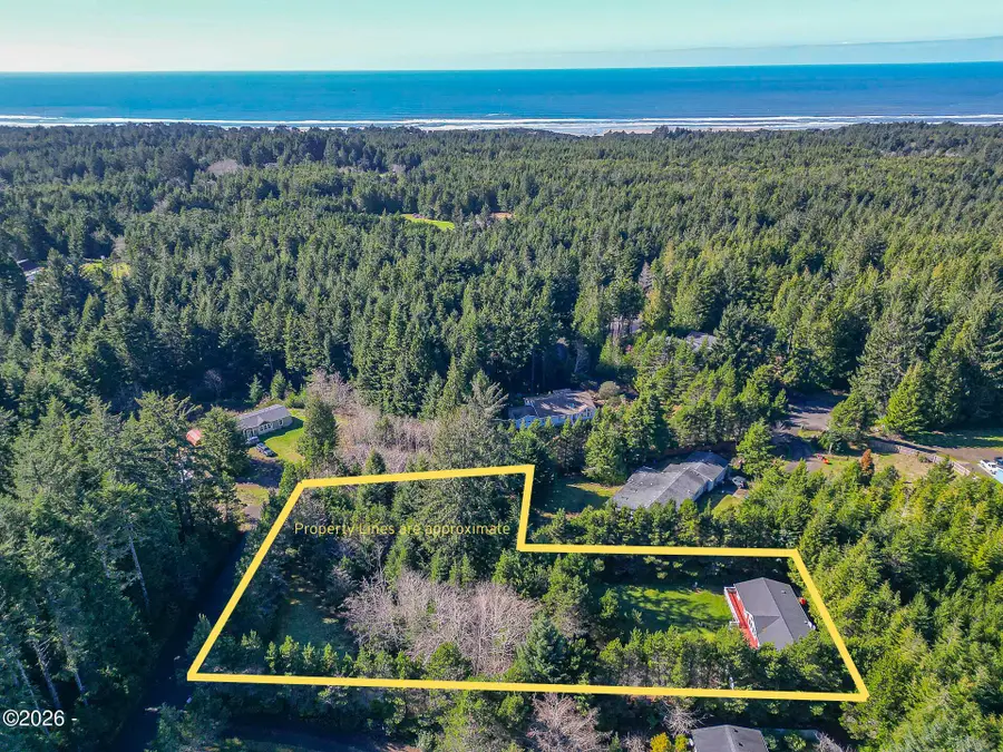 290 SW Newton, Waldport, OR 97394 - #2