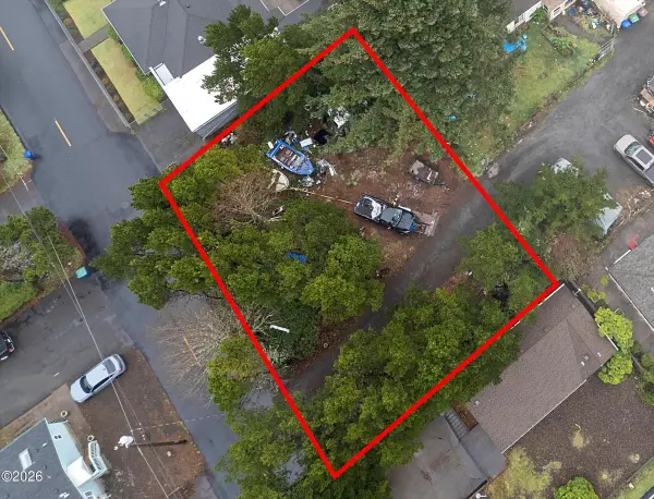 1032 SW 14th, Lincoln City, OR 97367