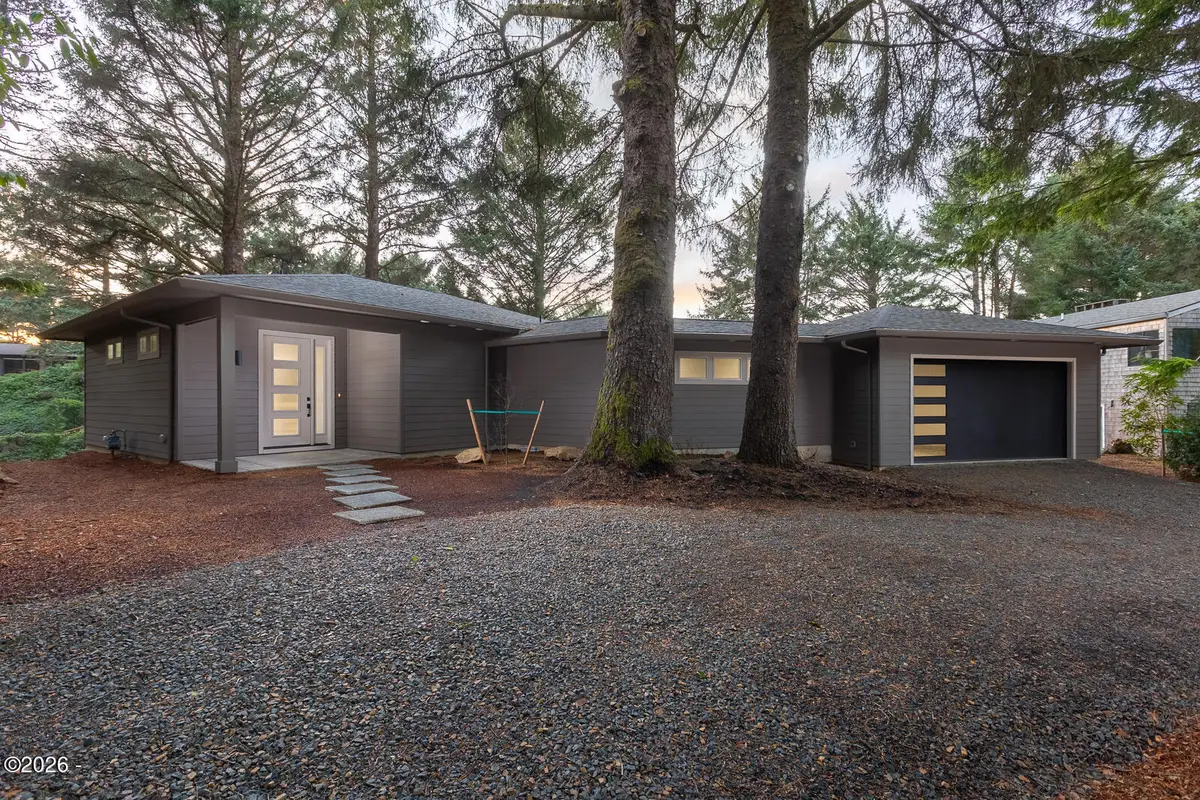 105 W Bay Point Rd, Gleneden Beach, OR 97388 - #1