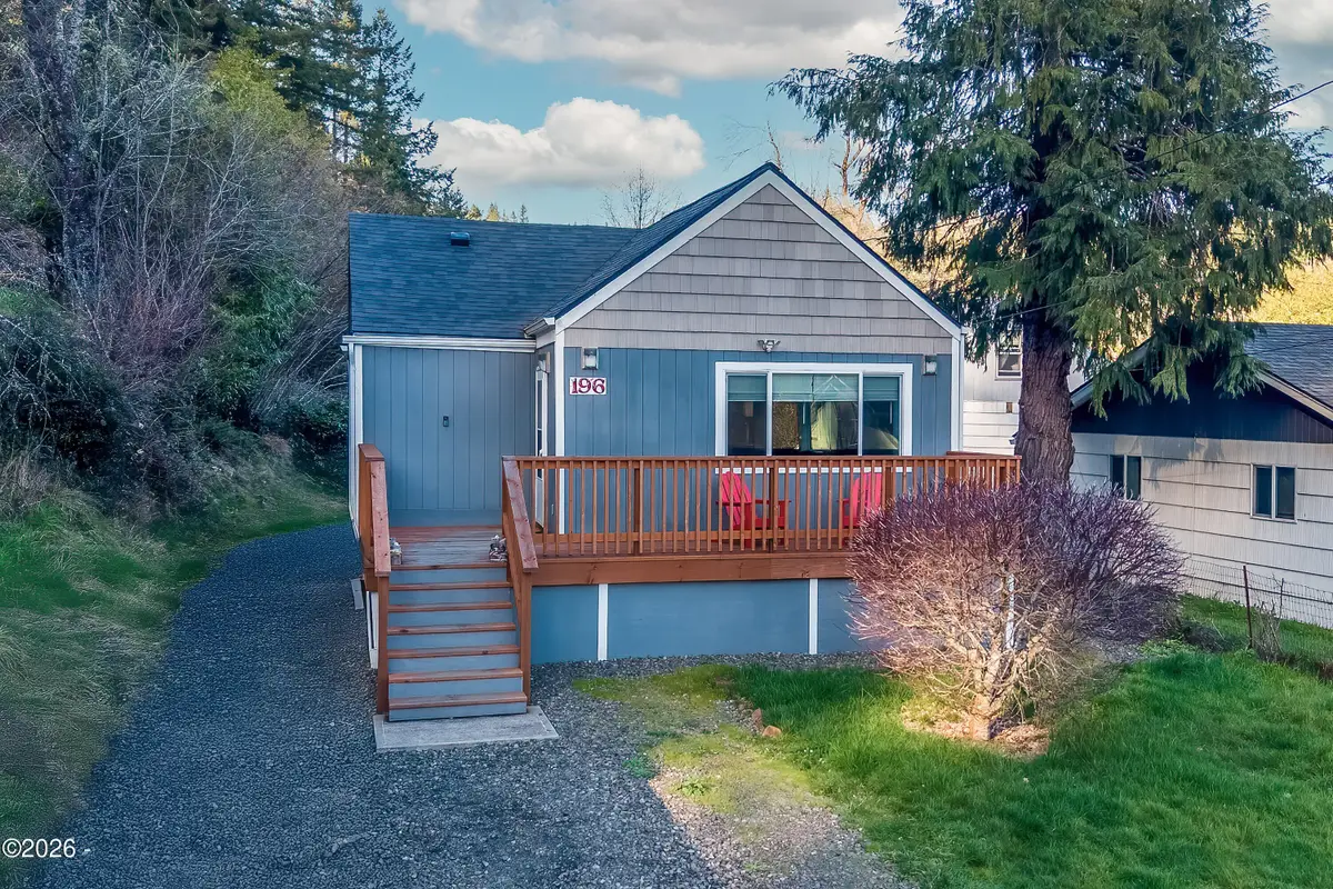 196 NW 11th, Toledo, OR 97391 - #1