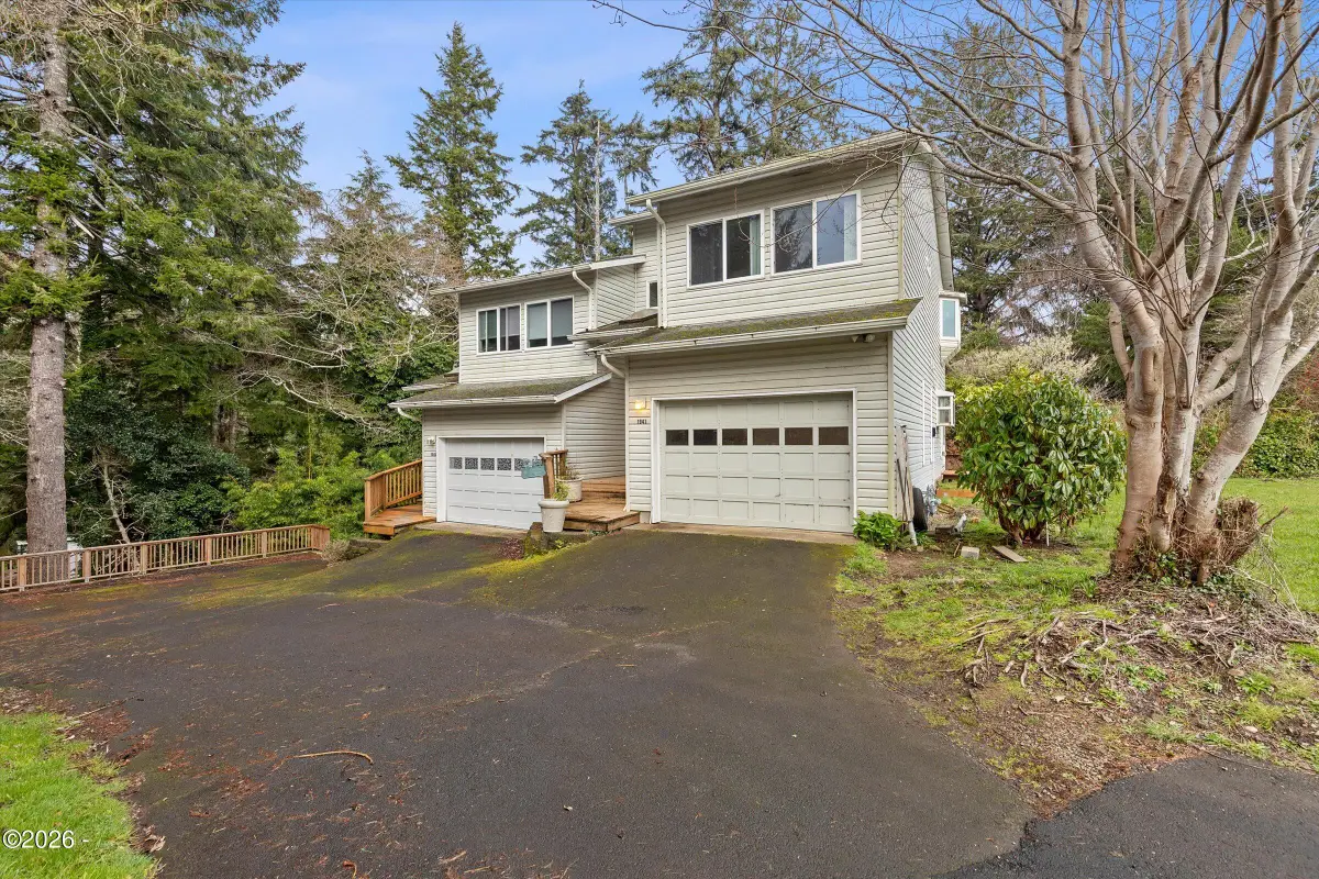 1941-1945 NE 7th, Lincoln City, OR 97367 - #1