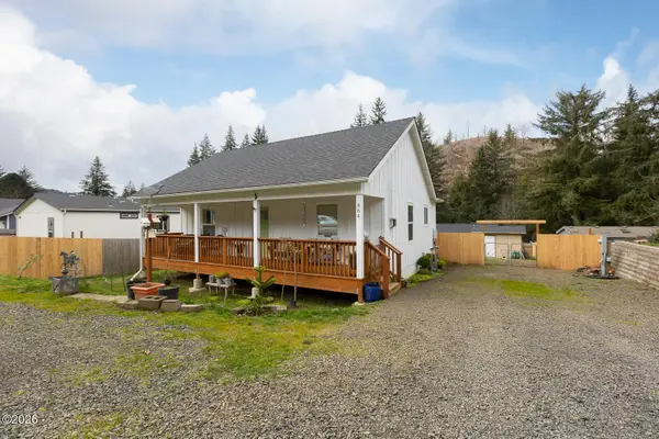 864 N Deerlane, Otis, OR 97368