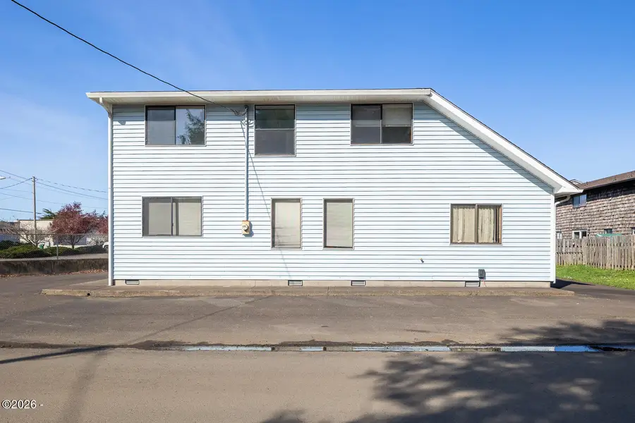 260 W Willow, Waldport, OR 97394 - #3
