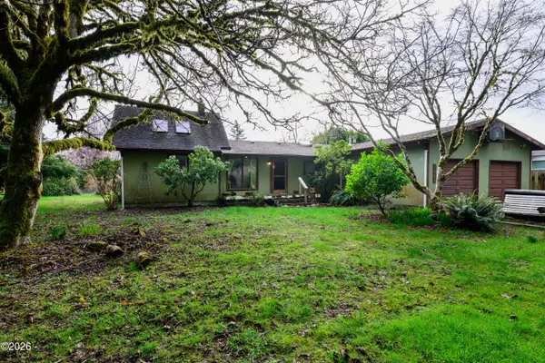 1377 Moonshine Park, Logsden, OR 97357