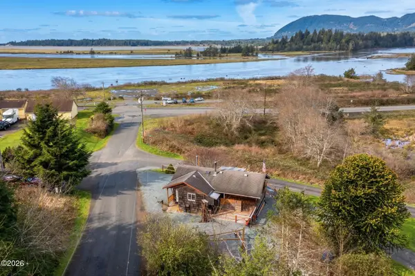 107 Hemlock, Wheeler, OR 97147