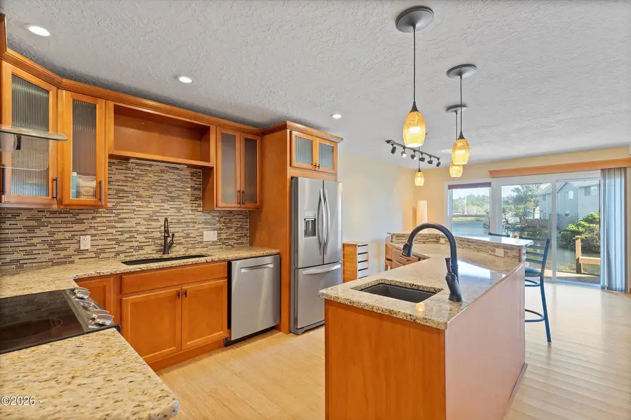 180 SE Highway 101, Lincoln City, OR 97367 - #3