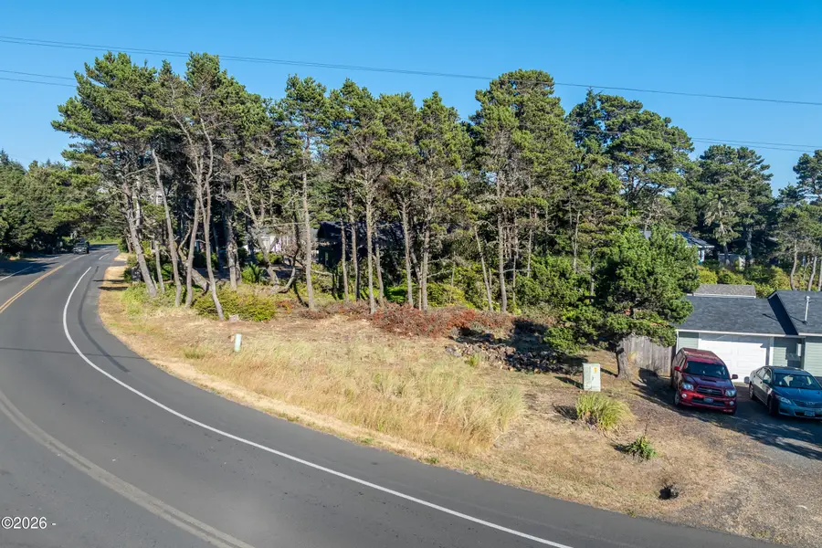 2017 NW Bayshore, Waldport, OR 97394 - #3
