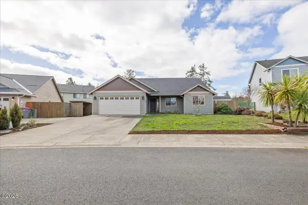 371 SW Kalmia, Warrenton, OR 97146