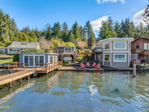 1381 NE East Devils Lake, Otis, OR 97368