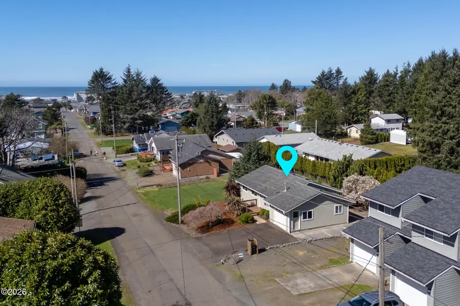 1233 S Nehalem, Rockaway Beach, OR 97136 - #2