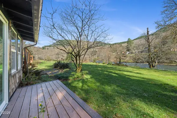 26903 Trask River, Tillamook, OR 97141