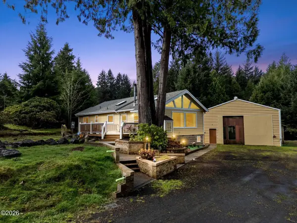 226 SW Wakonda Beach, Waldport, OR 97394