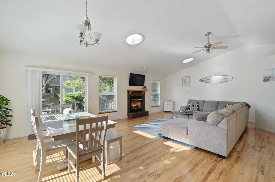 34320 Cape Kiwanda, Pacific City, OR 97135 - #3