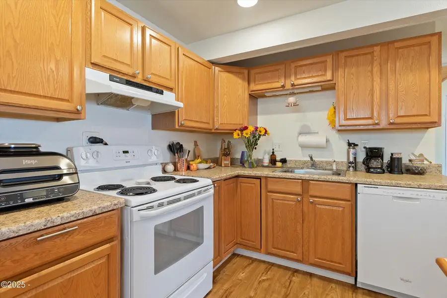 5218 NW Jetty, Lincoln City, OR 97367 - #3