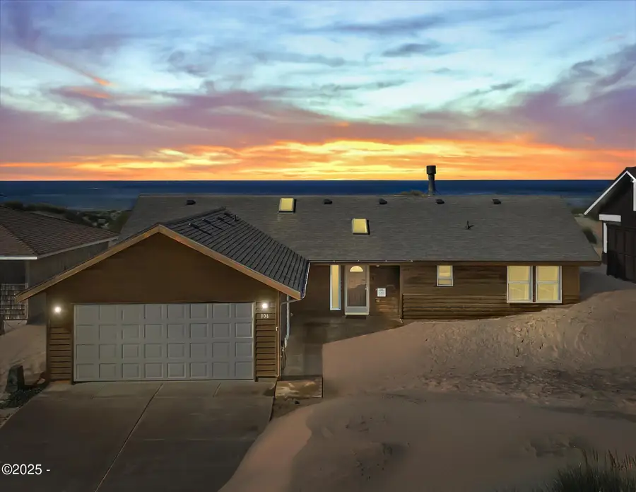 106 NW Oceania, Waldport, OR 97394 - #2