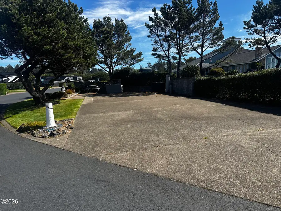6225 N Coast Hwy Lot 133, Newport, OR 97365 - #2