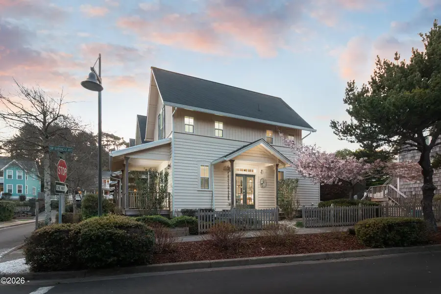 617 SW 27th, Lincoln City, OR 97367 - #2