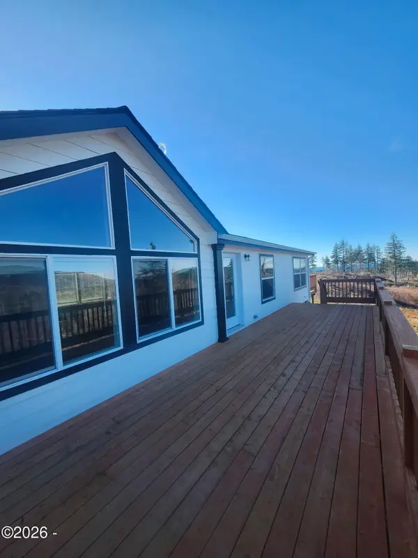 8390 NE Highland, Otis, OR 97368