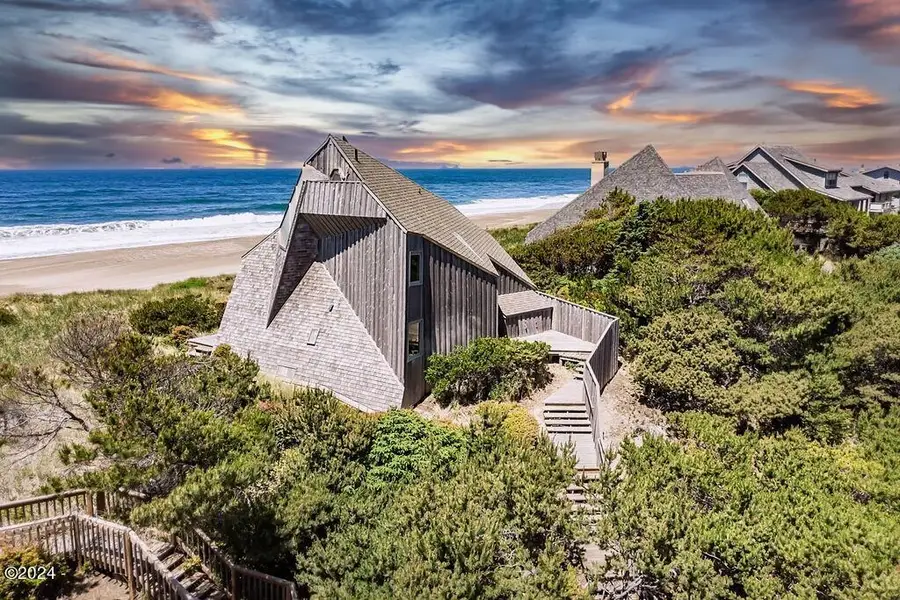 321 Salishan Dr, Gleneden Beach, OR 97388 - Image #2