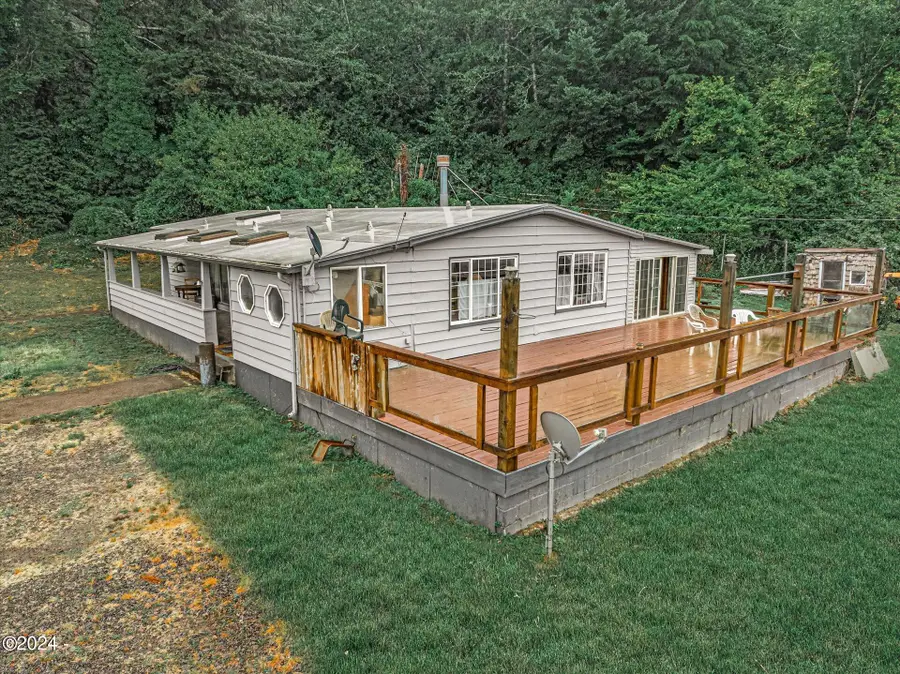 959 Siletz, Lincoln City, OR 97367 - #2