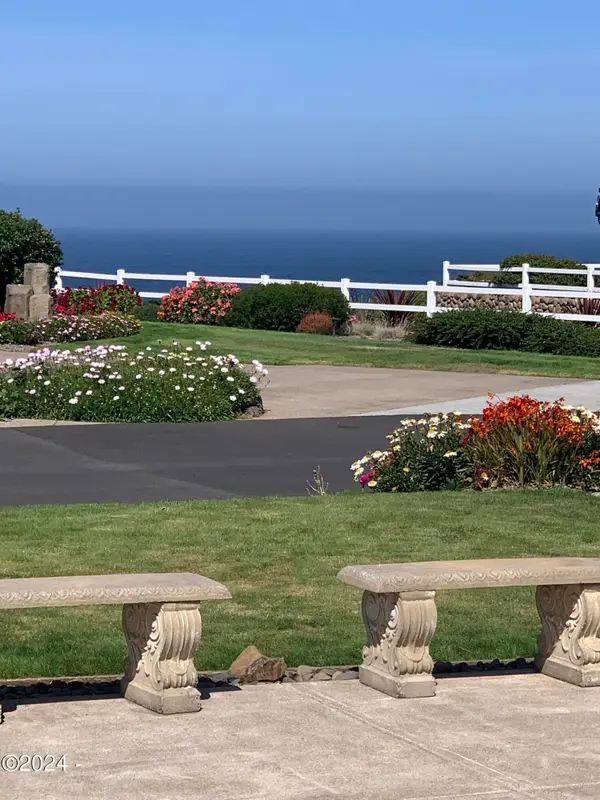 6225 N Coast Hwy Lot 160, Newport, OR 97365