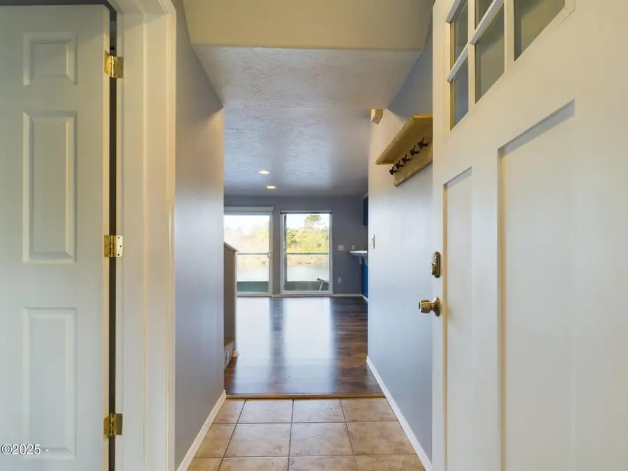 1343 SE 2nd, Lincoln City, OR 97367 - #3