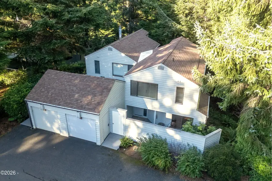 600 Island Dr, Gleneden Beach, OR 97388 - Image #2