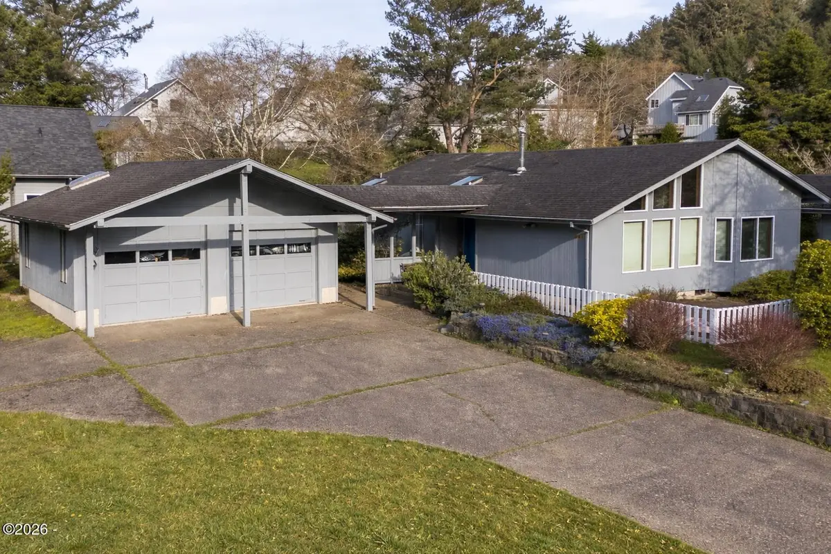 341 Combs, Yachats, OR 97498 - #1