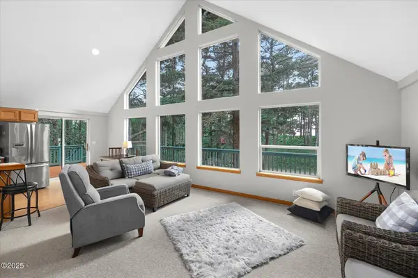 3531 SW Fernwood, Waldport, OR 97394