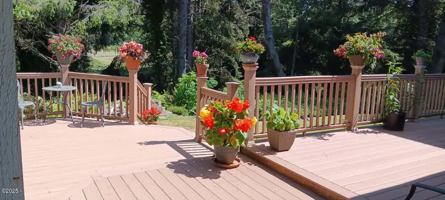 4699 SW Eriksen, Waldport, OR 97394 - #2