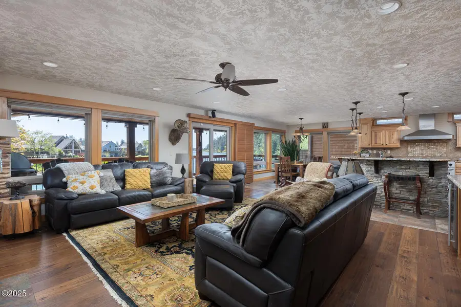 6925 Parker, Pacific City, OR 97135 - #3