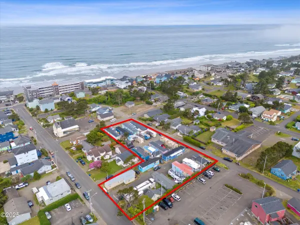 1461 NW 17th Street, Lincoln City, OR 97367