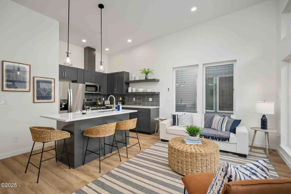 916 SW 48th, Lincoln City, OR 97367 - #1