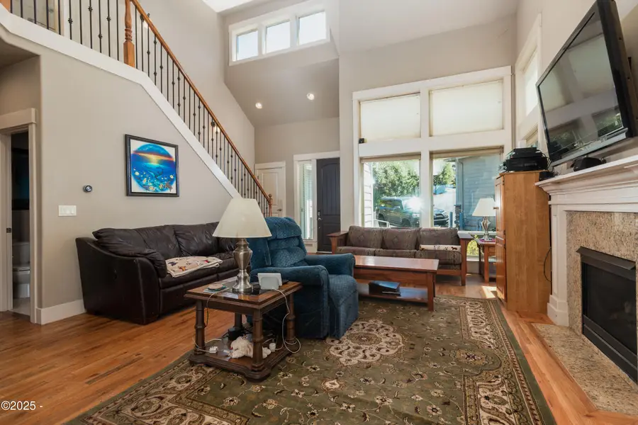 1699 NE 19th, Lincoln City, OR 97367 - #2