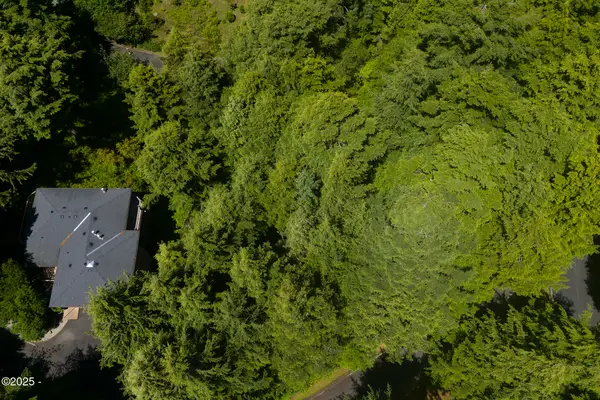 475 Salishan Hills, Gleneden Beach, OR 97367