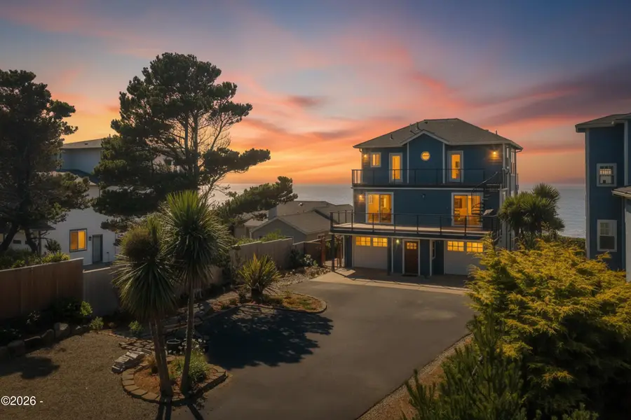 866 SW 8th, Lincoln City, OR 97367 - #3