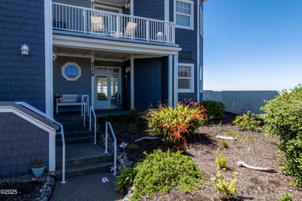 5758 SW Cupola, South Beach, OR 97366