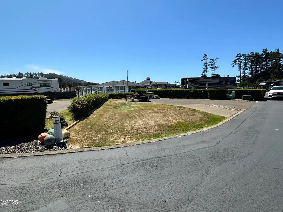 6225 N Coast Hwy, Newport, OR 97365 - #3