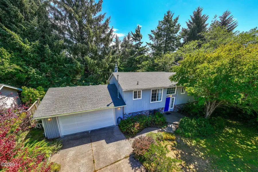 536 NE 20th, Newport, OR 97365 - #2