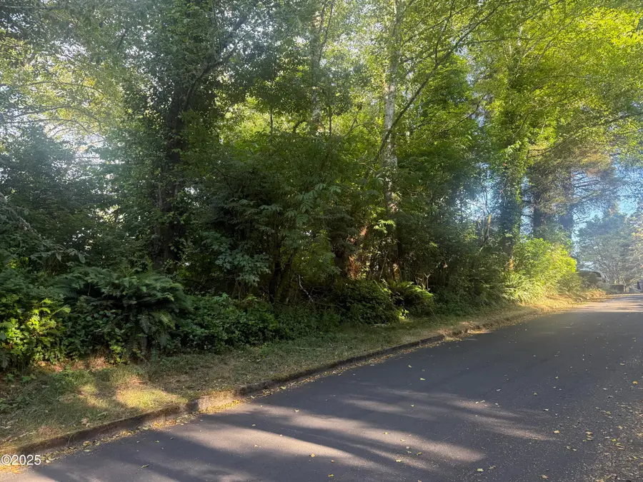 2300 Blk NE Surf, Lincoln City, OR 97367 - #2