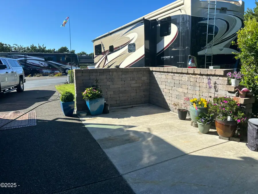 6225 N Coast Hwy Lot 62, Newport, OR 97365 - #2