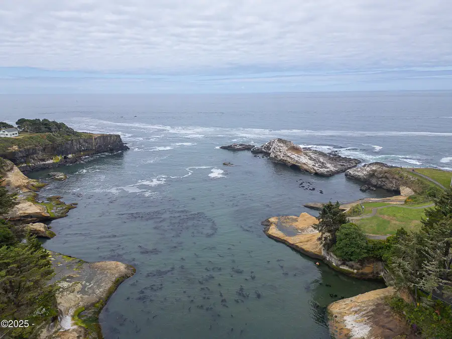45 NE Lane, Depoe Bay, OR 97341 - #3