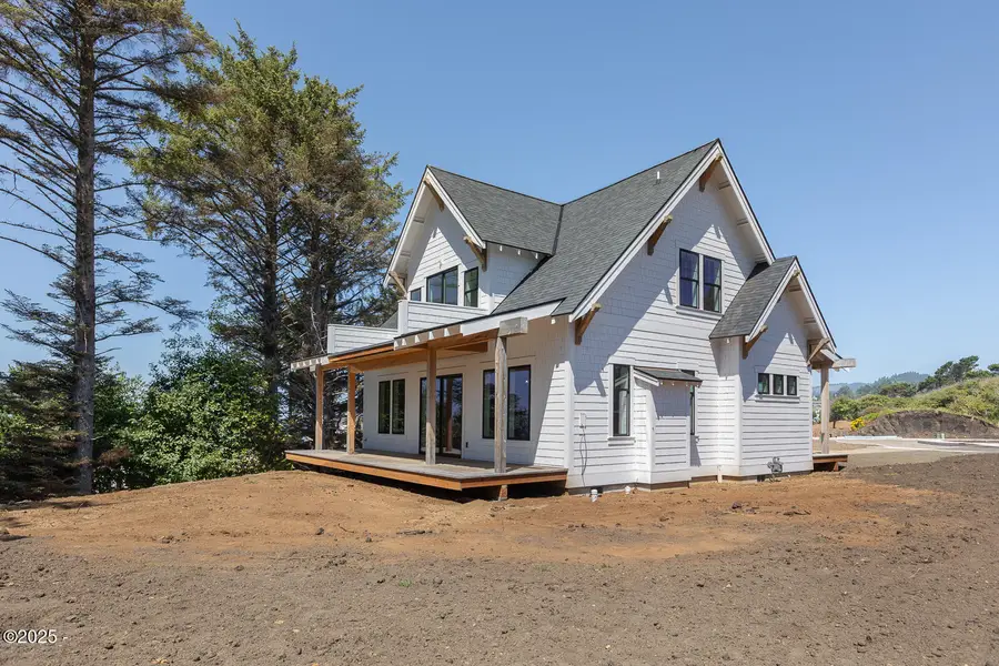 1938 NW 40th, Lincoln City, OR 97367 - #3