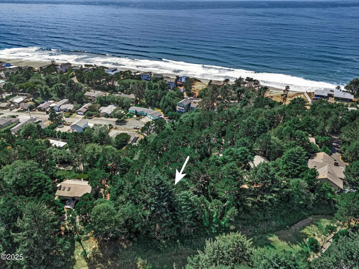 17 Ocean Crest, Gleneden Beach, OR 97388 - Image #1