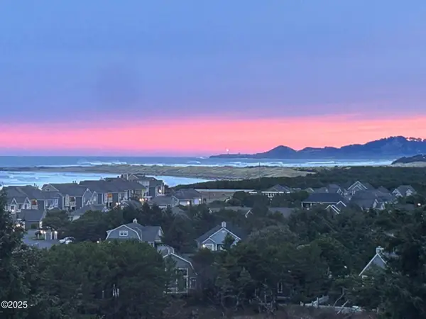 117 SW 66th, South Beach, OR 97366